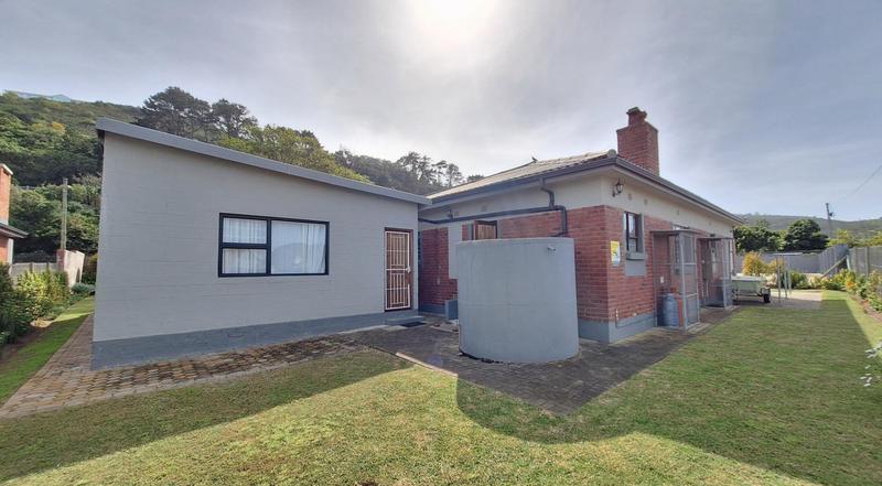 2 Bedroom Property for Sale in Die Eiland Western Cape